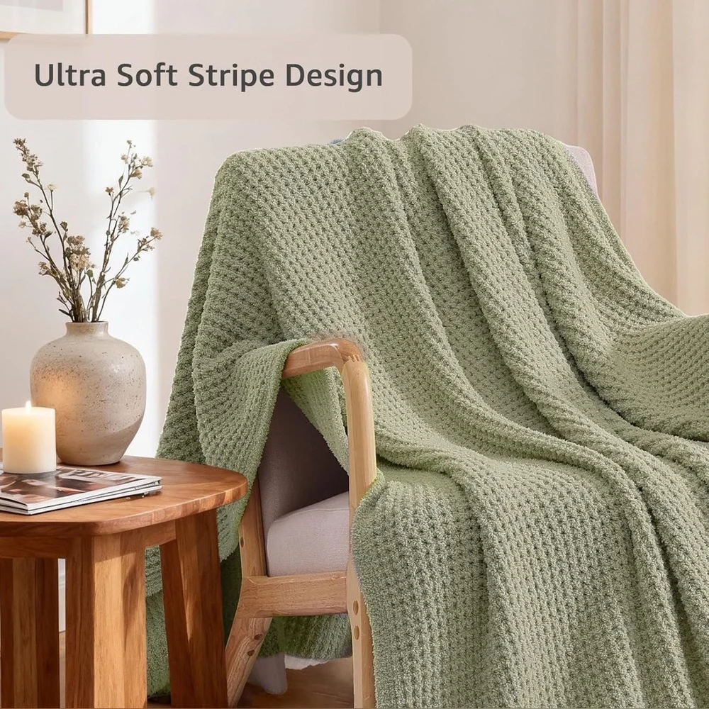 Wrensonge Sage Green‎ Throw Blanket Twin 60x80 Soft Cozy Textured New